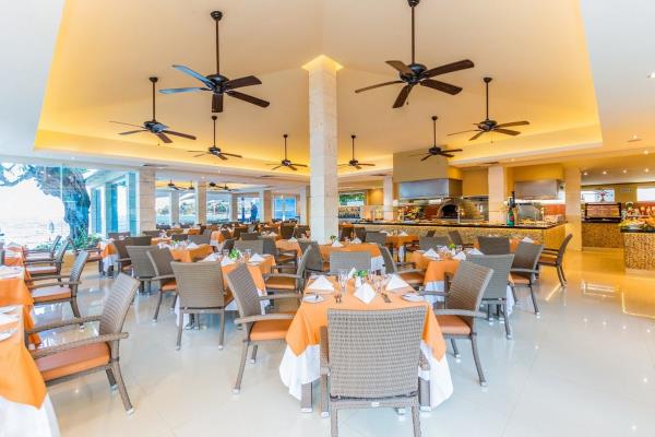 Occidental Costa Cancun - Albatros Buffet Restaurant